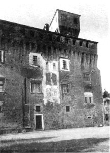 Fig 98, castello di briona, fronte est, p191, foto nigra, nigra il novarese