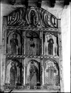 Figures on the side altar at Mission Santa Cruz, New Mexico, ca.1905 (CHS-4350)