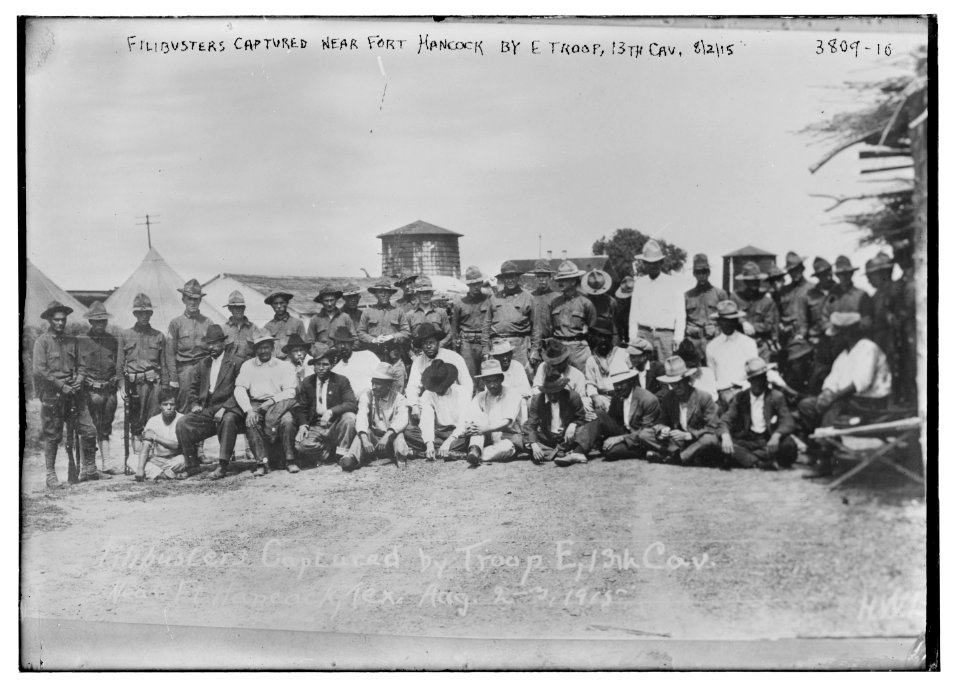 Filibusters captured near Fort Hancock by E Troop, 13th Cav., 8-2-15 LCCN2014701355