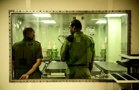Fiji military tour USNS Mercy during Pacific Partnership 2015 150610-N-TQ272-069