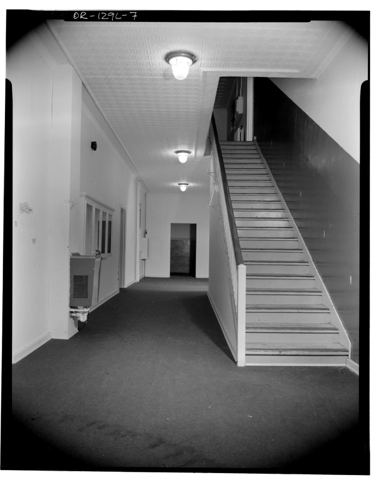 File-5495 Chugath Street - first floor hall and stair - Chemawa Indian School - Salem Oregon