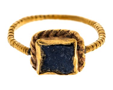 Fingerring av 24 karats guld med lazursten, 1200-tal - Hallwylska museet - 110185 photo