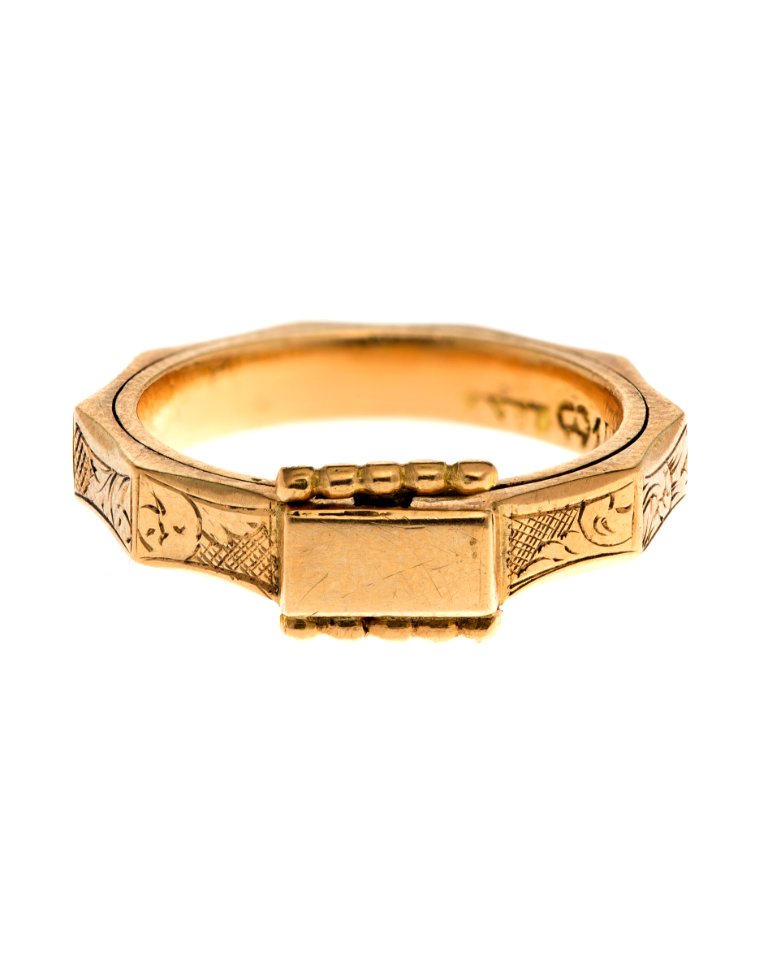 Fingerring av guld - Hallwylska museet - 110017