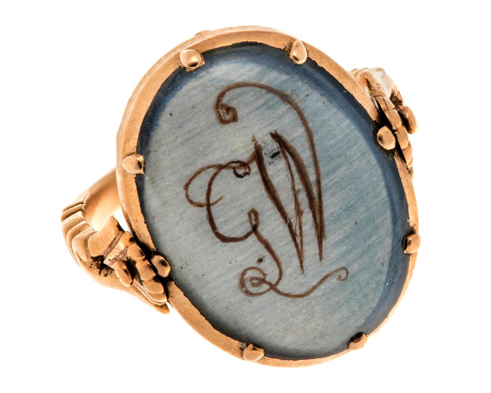 Fingerring av guld med medaljong, 1700-tal - Hallwylska museet - 110247