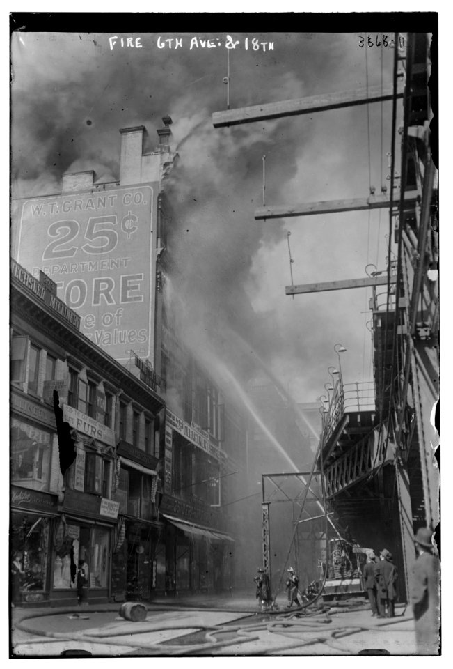 Fire - 6th Ave. & 18th, 1916 LCCN2014701777