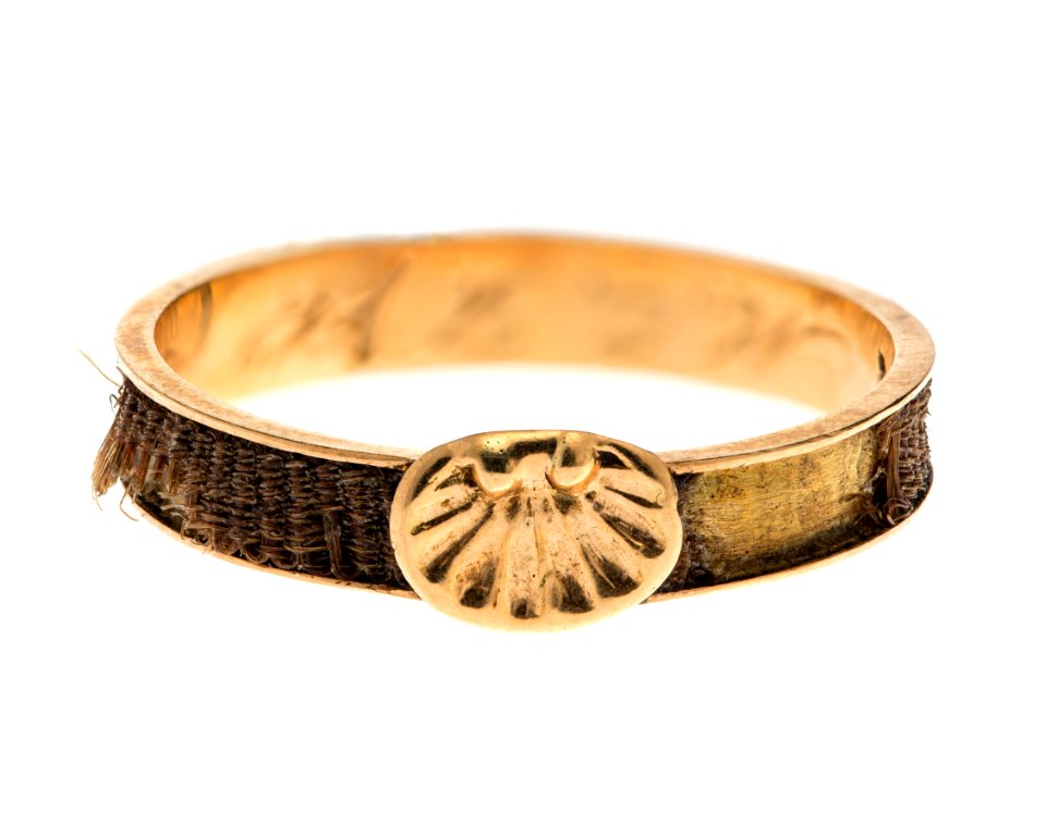 Fingerring med hårband - Hallwylska museet - 110008
