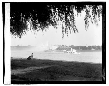 Fire boat in action LOC npcc.06581