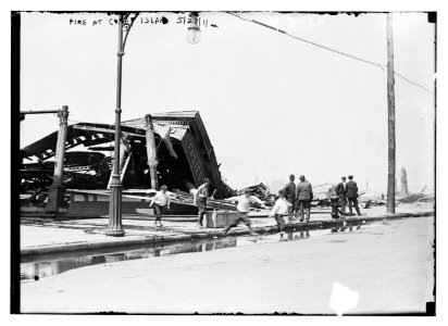 Fire at Coney Island, 1911 LCCN2014689237 photo
