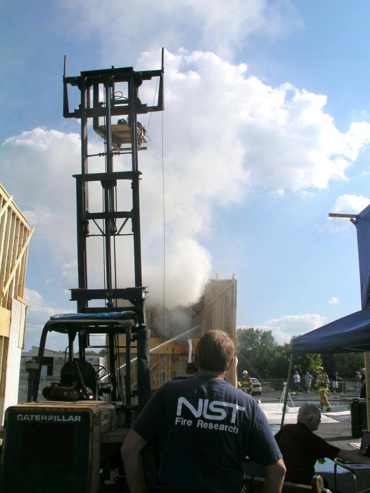 Fire research, structural collapse hazards, warning devices (5887635369)