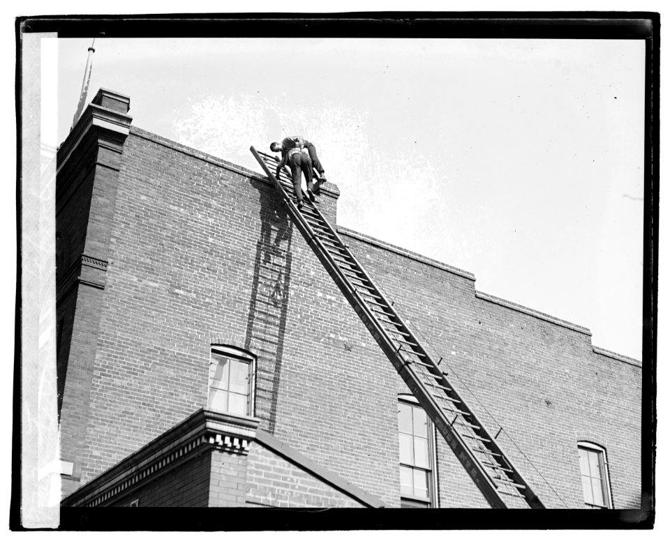 Firemen's school LCCN2016828744