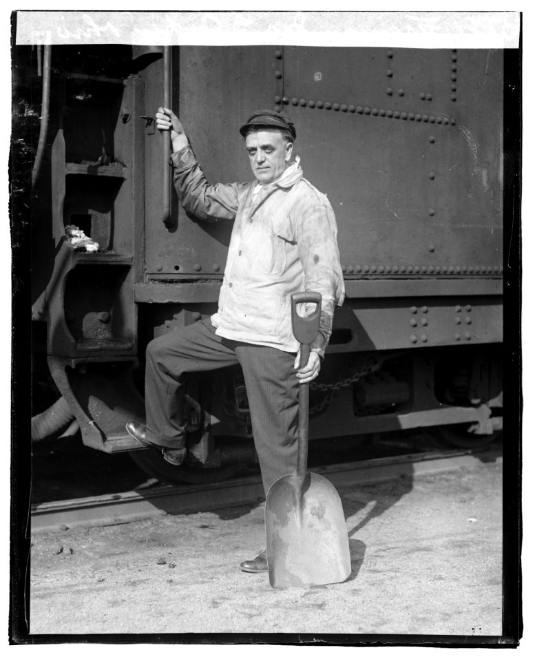 Fireman Jus. G. Cooper, Ohio LCCN2016819882