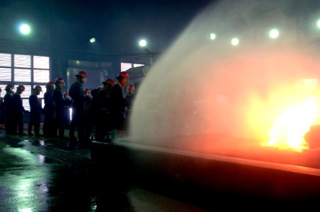 Firefighting training 140130-N-QL961-022