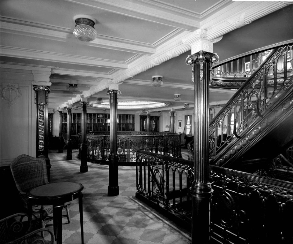 First Class Lounge on the 'Balmoral Castle' (1910) RMG G10599