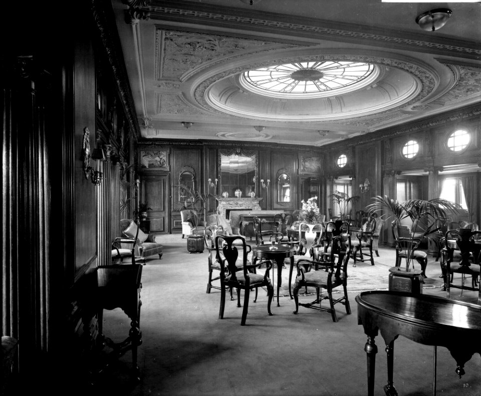First Class Lounge on the 'Empress of Asia' (1913) RMG G10720