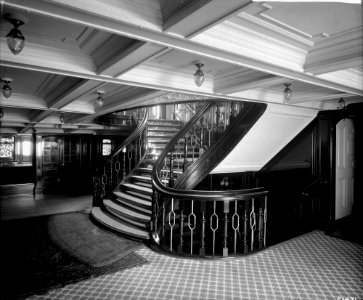 First Class Entrance on the 'Empress of Ireland' (1906) RMG G10653