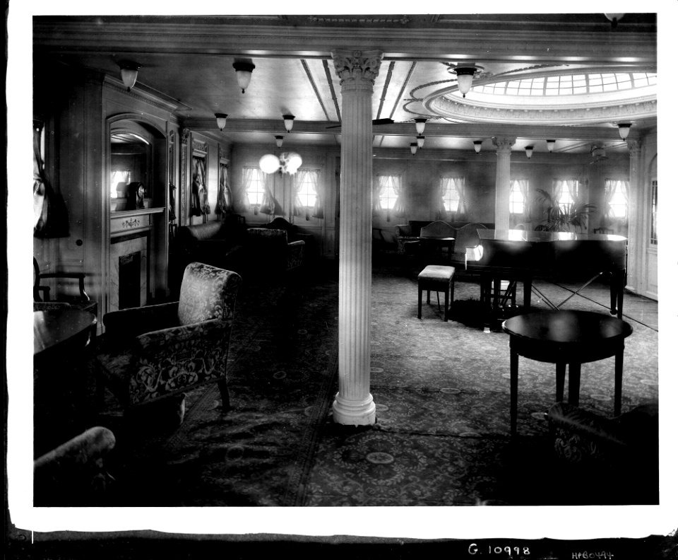 First Class Music Room on the 'Niagara' (1913) RMG G10998