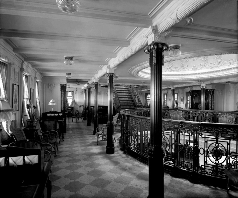 First Class Lounge on the 'Balmoral Castle' (1910) RMG G10600
