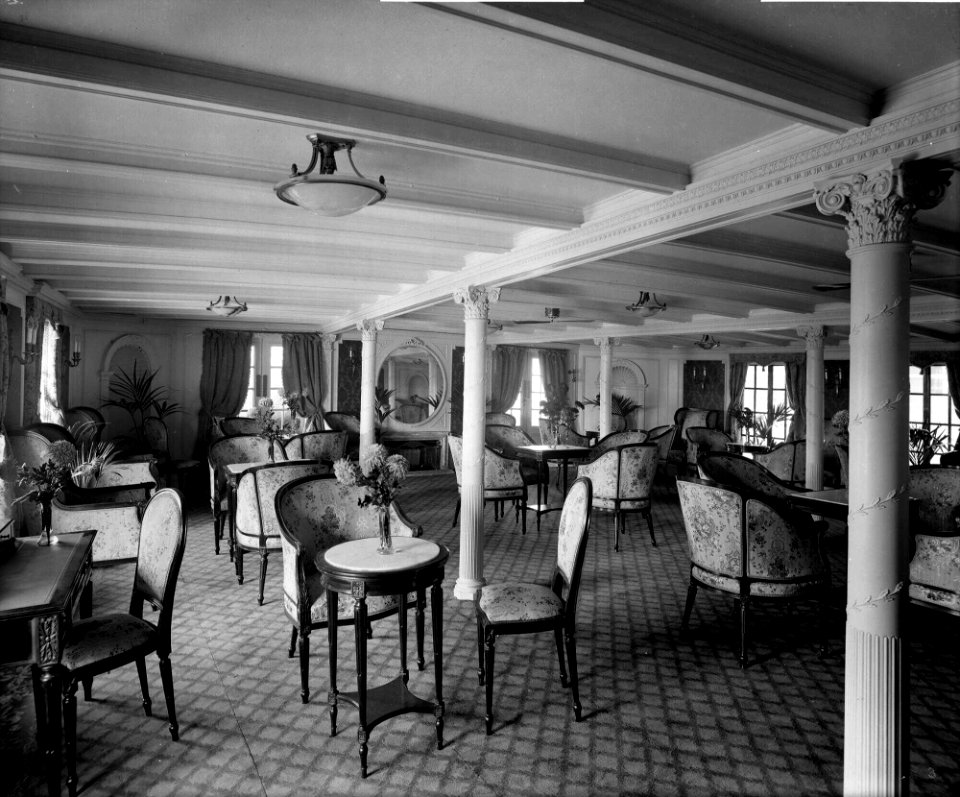First Class Social Hall on the 'Ciudad de Buenos Aires' (1914) RMG G10968