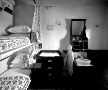 First Class stateroom on the 'Balmoral Castle' (1910) RMG G10618