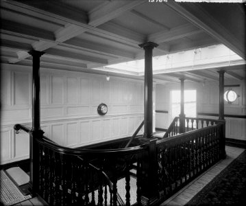 First Class Entrance on the 'Saxonia' (1900) RMG G10534