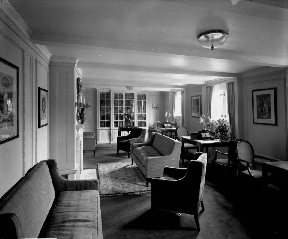 First Class Writing Room on the 'Empress of Asia' (1913) RMG G10723