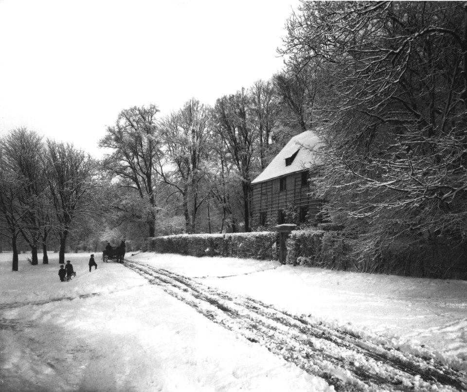 Goethes Gartenhaus im Park an der Ilm, um 1895