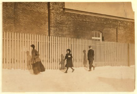 Going home Saturday noon, Jan 6., from Nashawena, Nonquitt and Manomet Mills. Many of these smallest ones said, 'Working in these mills.' LOC nclc.02516