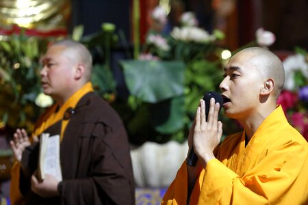 Monk monastery han pass photo