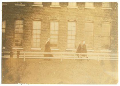 Going to work in the Brown Shoe Factory 6-30 to 7 A.M. LOC nclc.04714