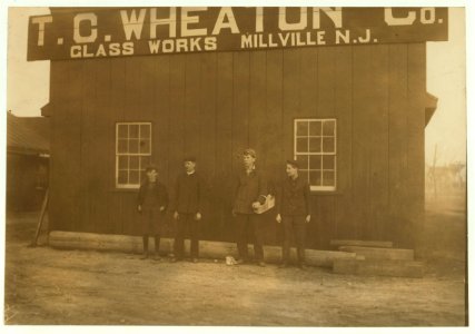 Going home from Wheaton Glass Co., Millville, N.J. LOC nclc.01251