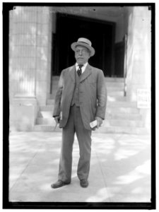 GOMPERS, SAMUEL. PRESIDENT, A.F. OF L. SNAPS LCCN2016866013