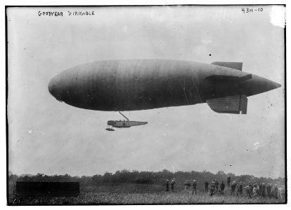 Goodyear dirigible LCCN2014705357