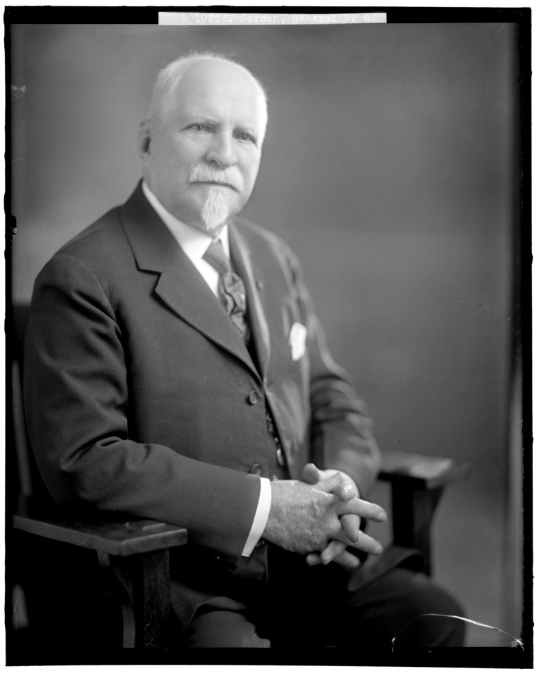 GORDON, D.S., GENERAL LCCN2016862049