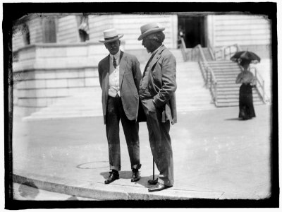 GORE, JAMES HOWARD PROF., G.W.U.; RIGHT, WITH CYRUS H. McCORMICK. LCCN2016863340
