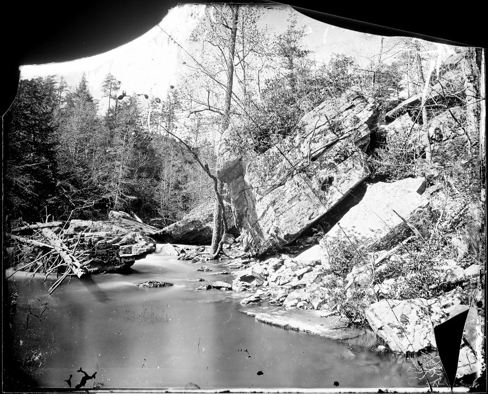 Gorge and stream on Lookout Mountain, Tenn - NARA - 529008