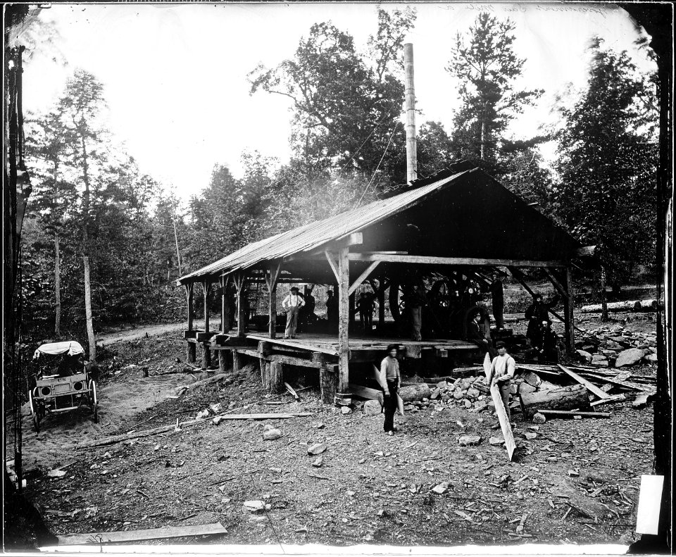 Government saw mill, Lookout Mountain, Tenn - NARA - 528957