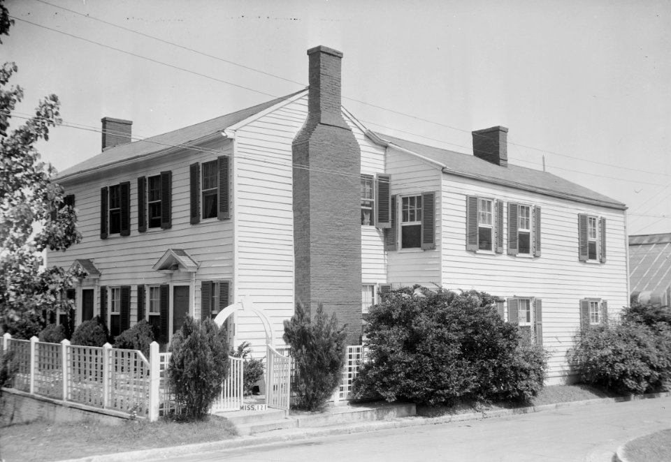Governor McNutt House