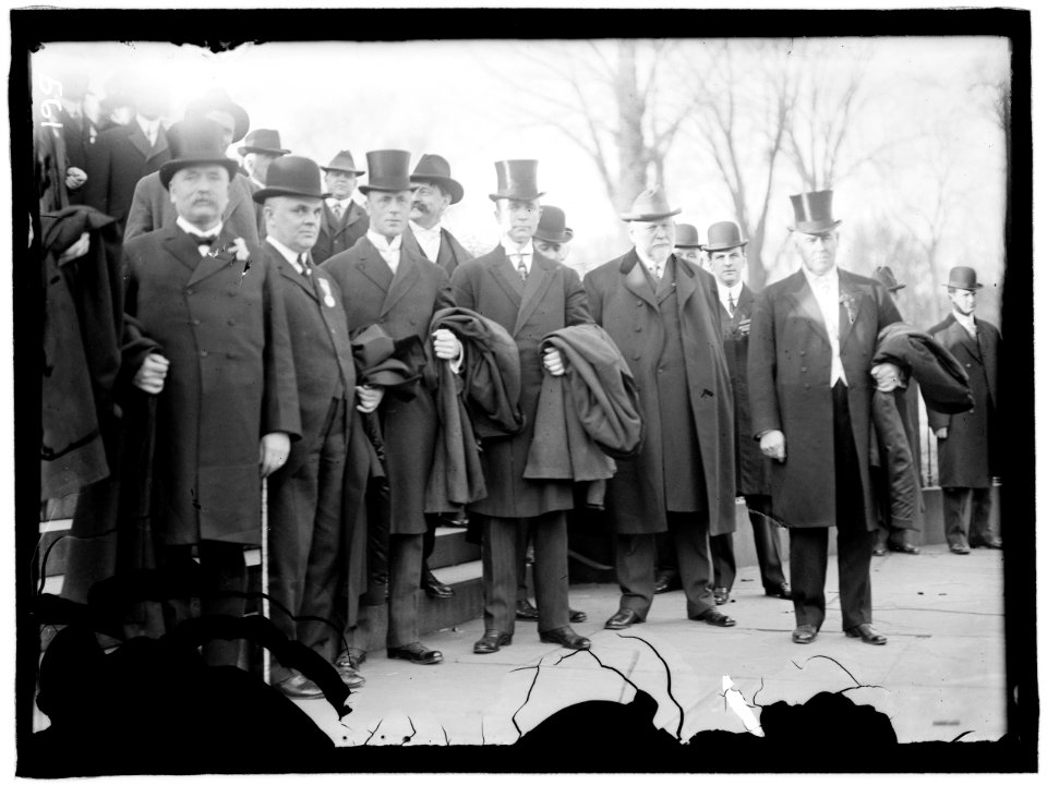 GOVERNORS OF STATES GUDE, WILLIAM F., OF D.C. LCCN2016863445