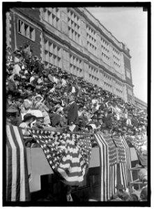 FIRST DIVISION, A.E.F. AMERICAN EXPIDITIONARY FORCES. PERSHING AND BAKER AT CENTRAL HIGH SCHOOL LCCN2016870450
