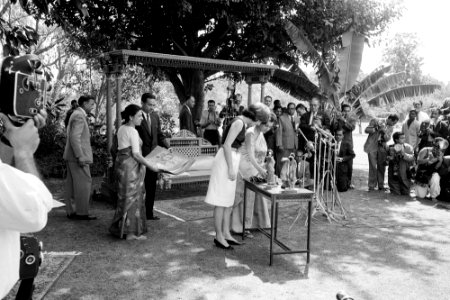 First Lady Jacqueline Kennedy Presents Art Carnival to Children of India photo