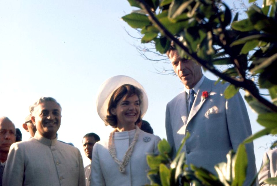 First Lady Jacqueline Kennedy at Rajghat (2)