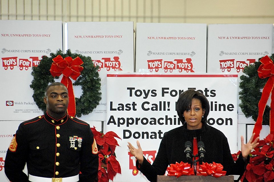 First Lady helps Toys for Tots DVIDS350742