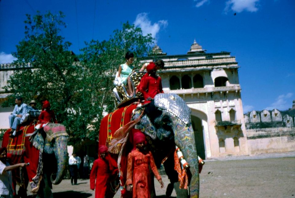 First Lady Jacqueline Kennedy rides an elephant in India (8)