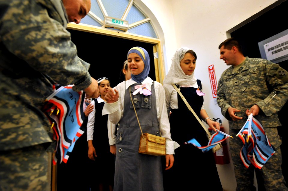 First-ever video conference between Iraqi, U.S. children DVIDS129021