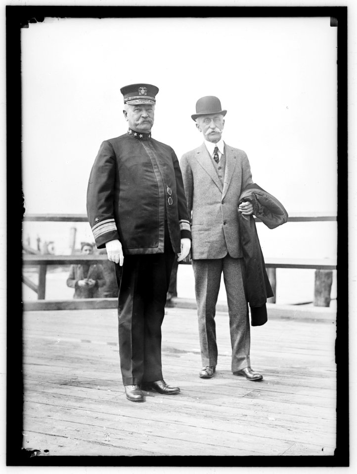 FISK, BRADLEY A. AS REAR ADMIRAL AND FIRST CHIEF OF NAVAL OPERATION, RIGHT, WITH REAR ADMIRAL BADGER LCCN2016865375