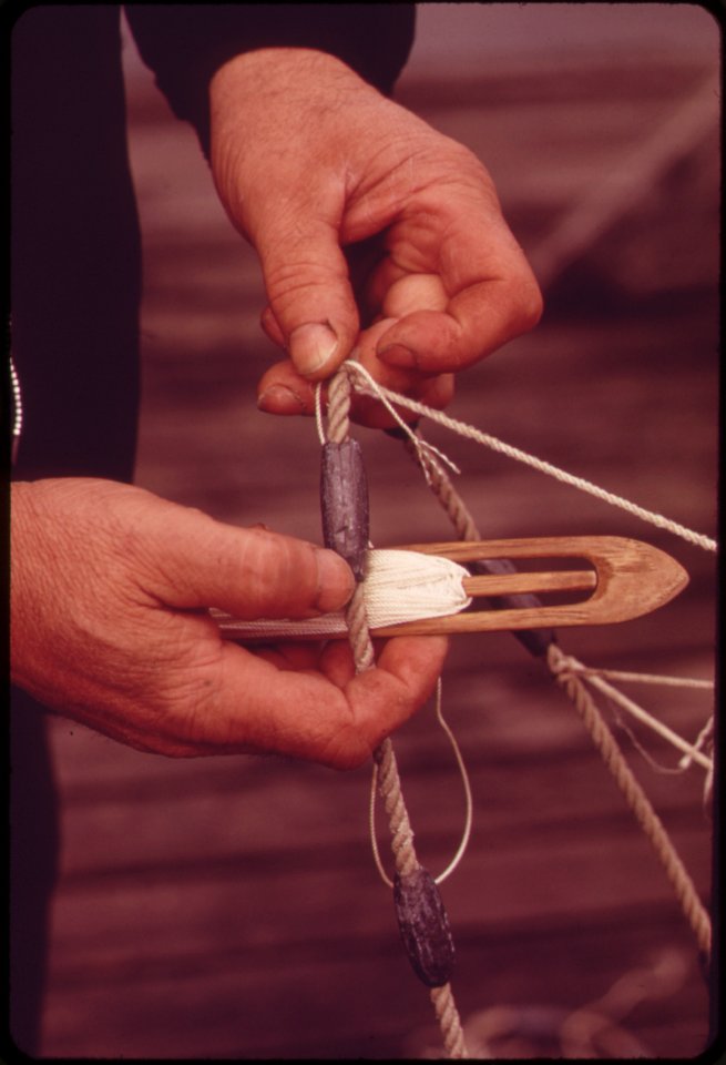 Fisherman-mends-a-net-at-st-helens-on-the-columbia-river-041973 4272346530 o