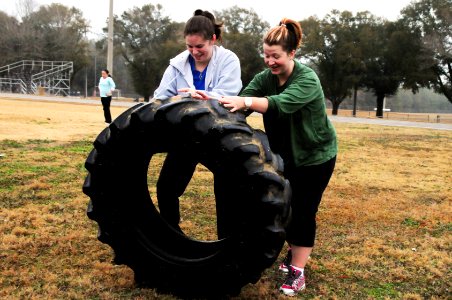 Fitness facility offers boot camp to kick off resolutions (6668023047)
