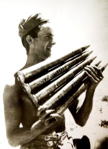 Five 40mm anti-aircraft shells for Bofors gun (36429320663)