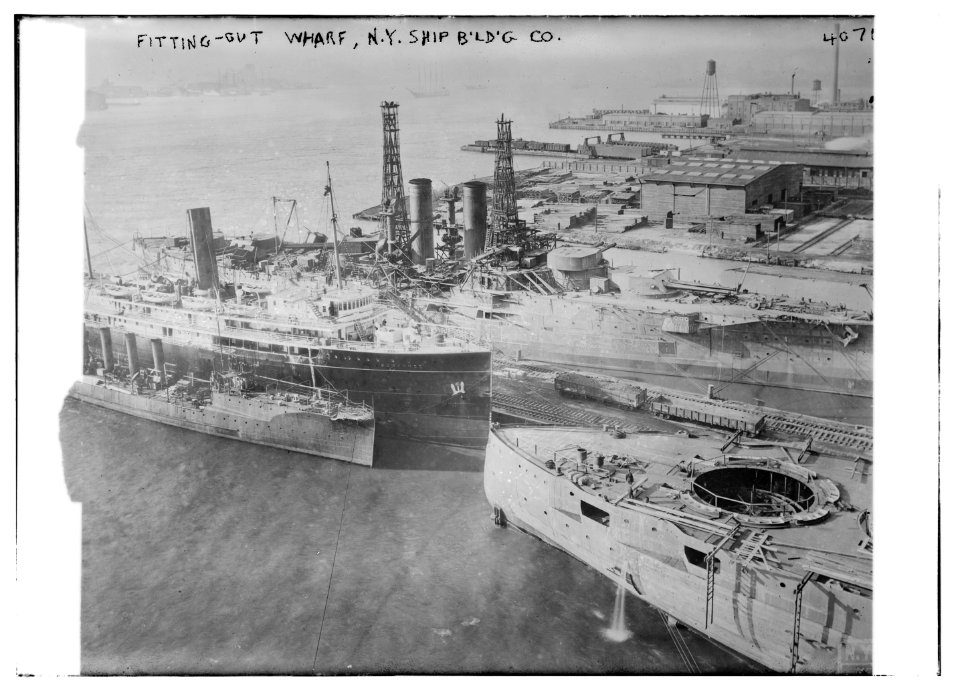 Fitting-out wharf - N.Y. Ship B'ldg Co. LCCN2014703332