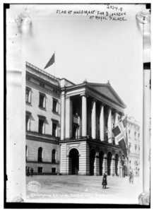 Flag at half-mast for Bjornson at Royal Palace LCCN2014688107